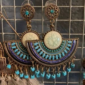 Amazing western fashion earrings